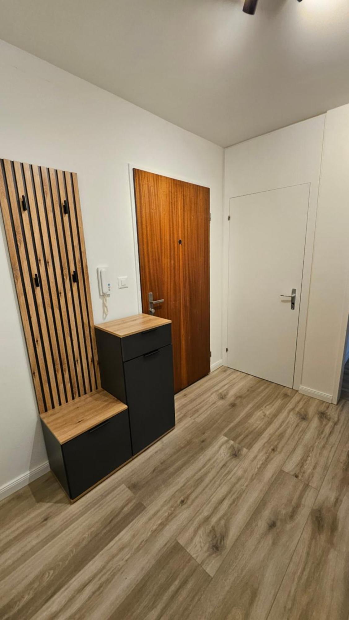 Apartmán Ruhige 2-zi-wohnung Mit Garage